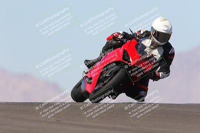 media/Oct-09-2022-SoCal Trackdays (Sun) [[95640aeeb6]]/Turn 9 (1pm)/